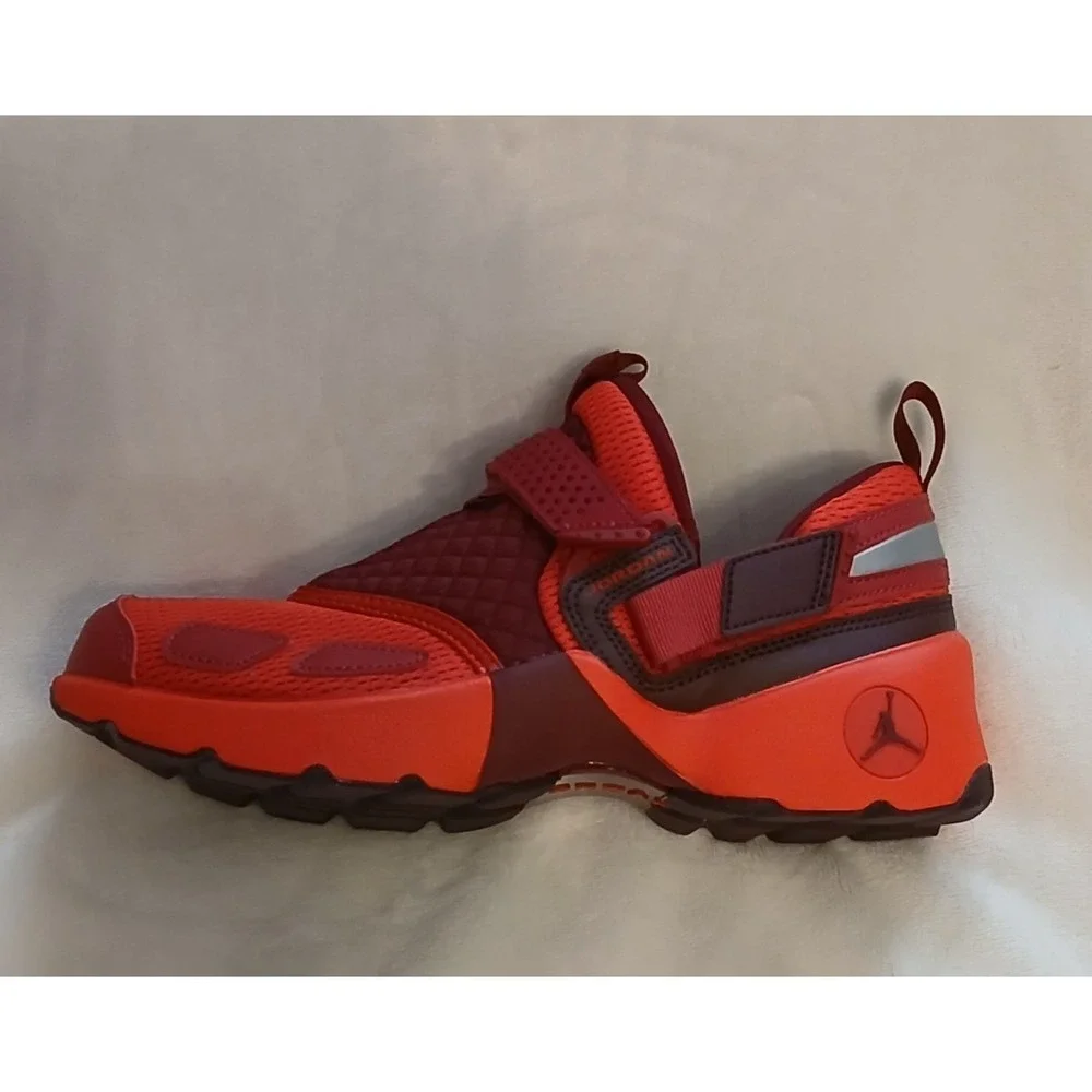 Nike Air Jordan Trunner LX Chile Red HQ2164-601 Women New